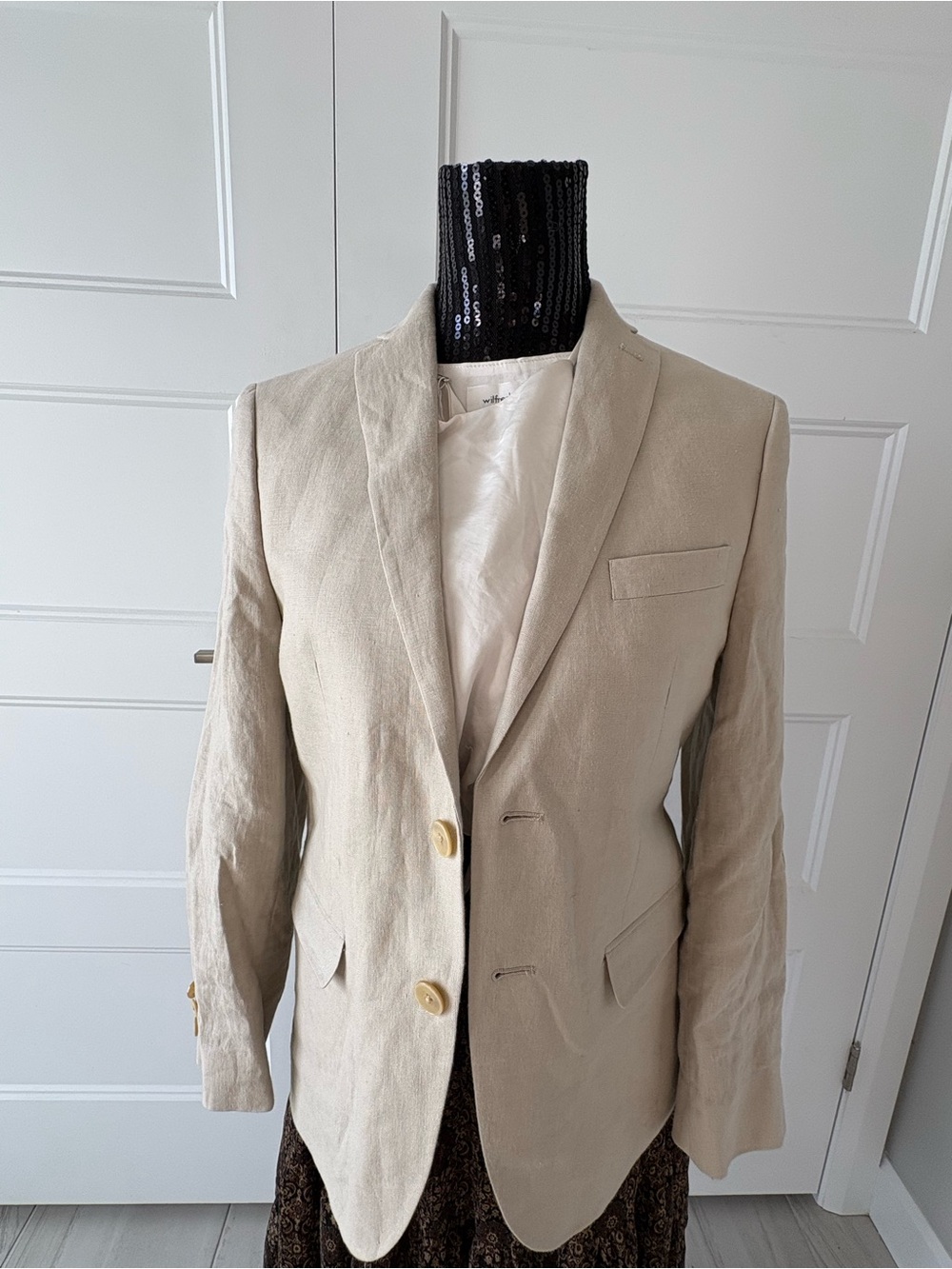 Beig Linen Blend Blazer - Classic Single-Breasted Style
